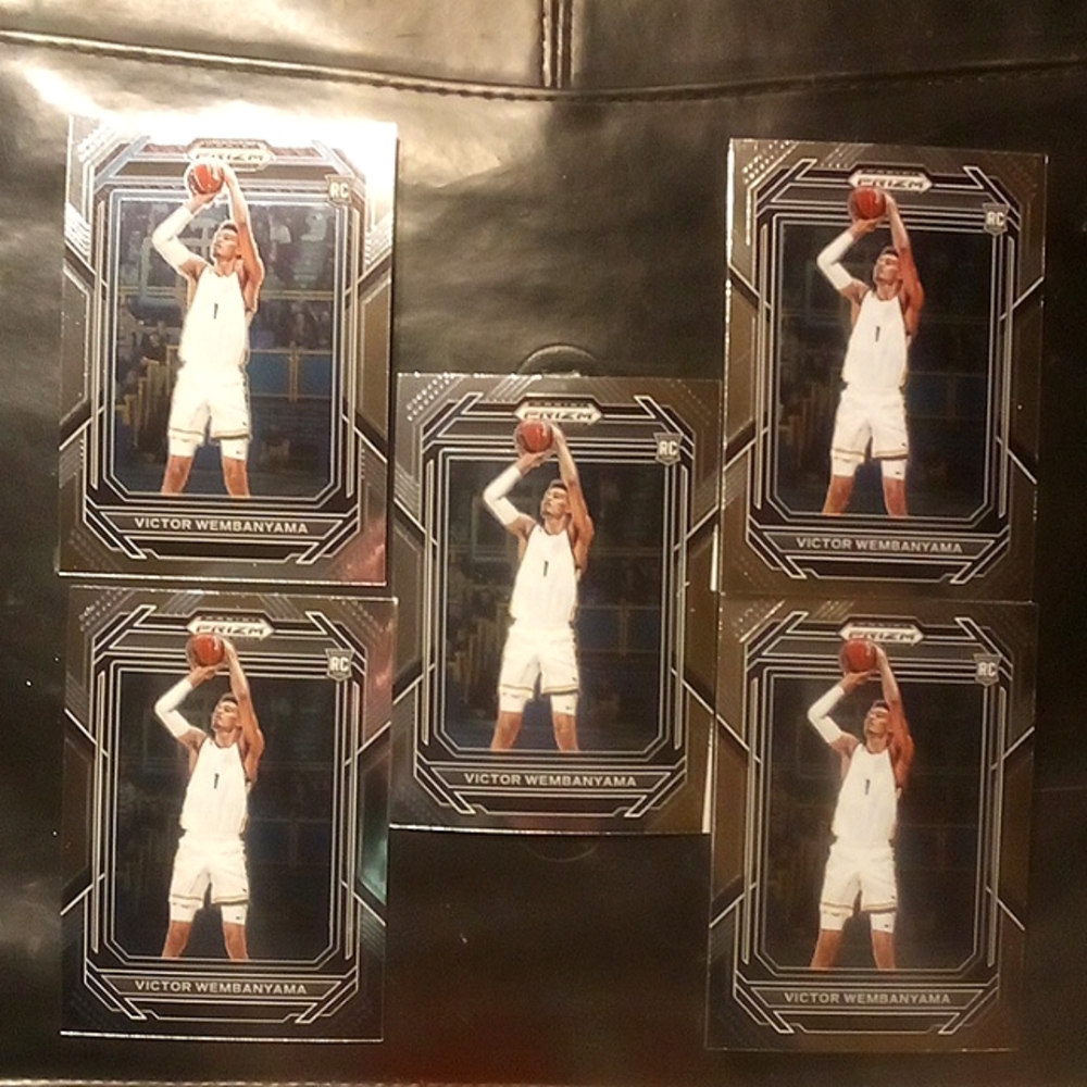Victor Wembanyama Basketball Card